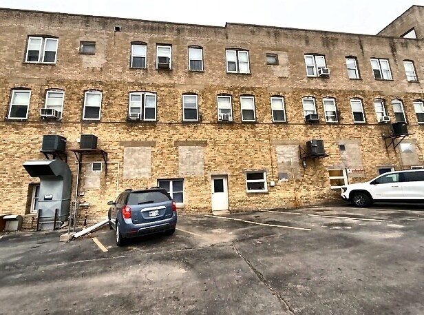 More Photos Of 312 N Lawler St, Mitchell Apartments For Sale