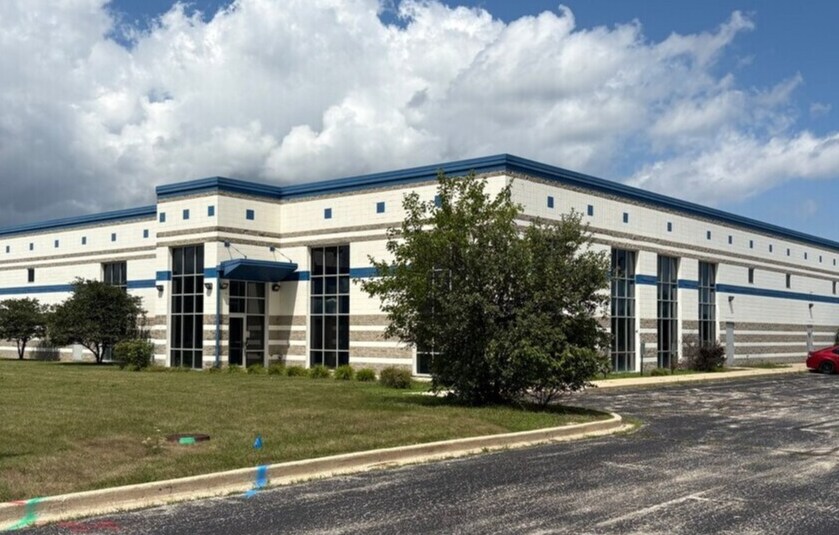 Primary Photo Of 4640 W Ironwood Dr, Franklin Manufacturing For Sale