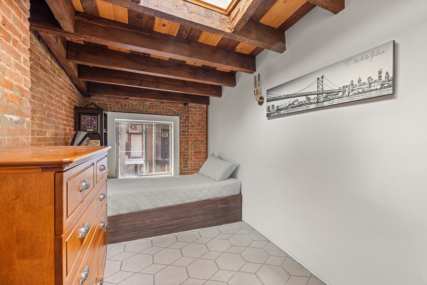 More Photos Of 7 W 16th St, New York Apartments For Sale