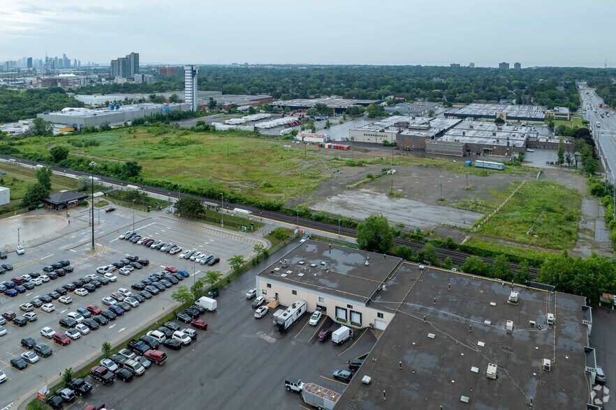 More Photos Of 2401 Dixie Rd, Mississauga Land For Lease