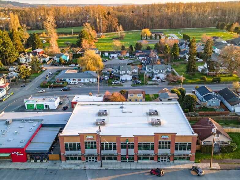 More Photos Of 916 W Division St, Mount Vernon General Retail For Sale