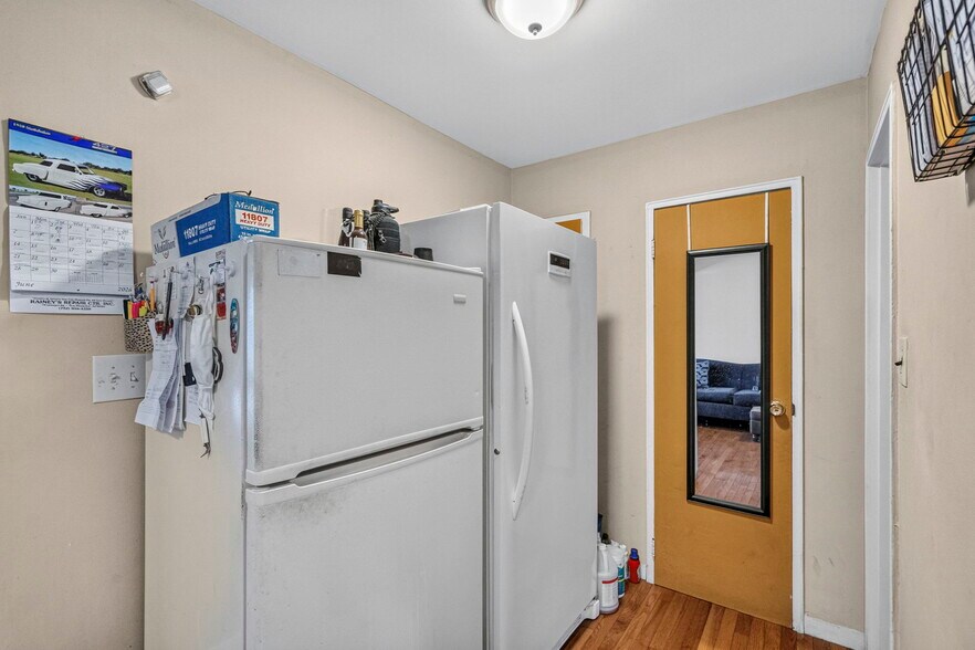 More Photos Of 308 Columbus Pl, New Brunswick Apartments For Sale