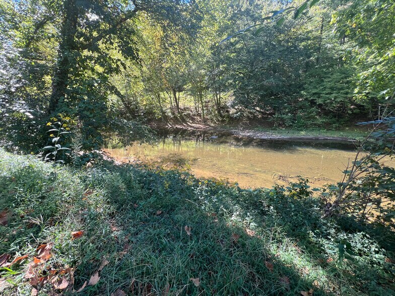 More Photos Of 462 Adams rd, Julian Trailer Camper Park For Sale