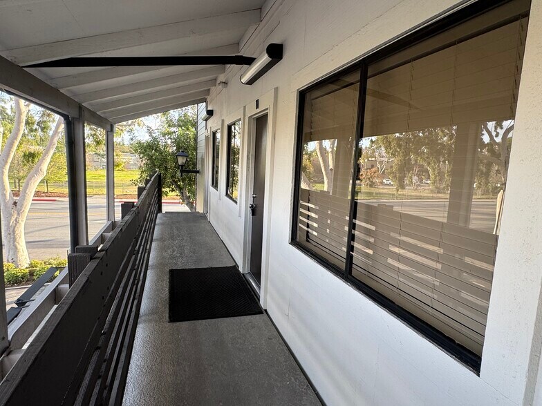 More Photos Of 451 W Bonita Ave, San Dimas Office For Lease