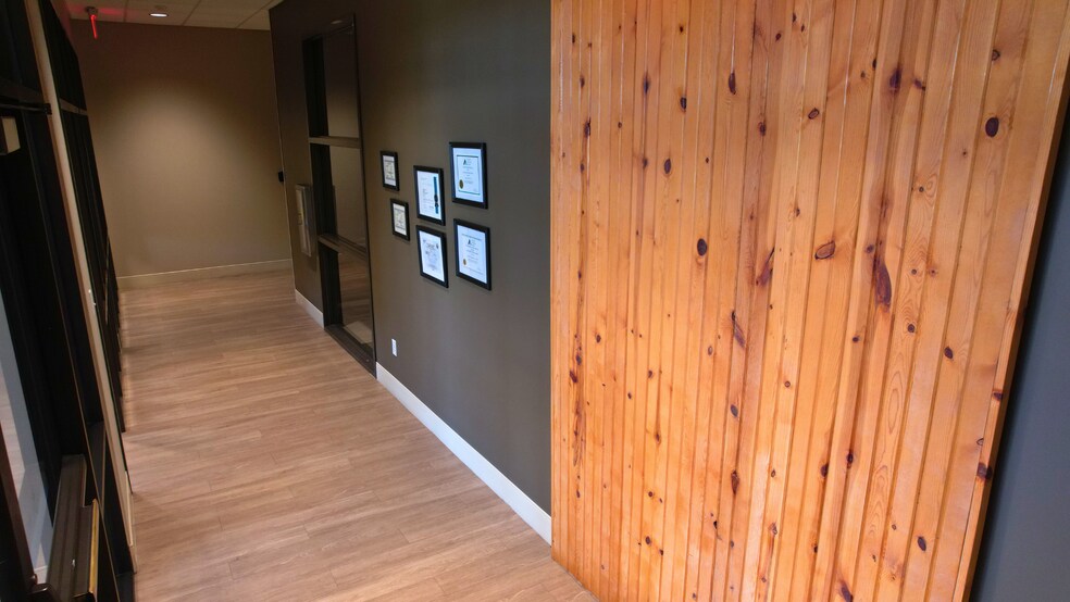 More Photos Of 4850 Northshore Ln, North Little Rock Office For Sale