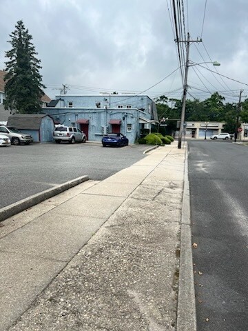 More Photos Of 70 W Main St, East Islip Freestanding For Sale