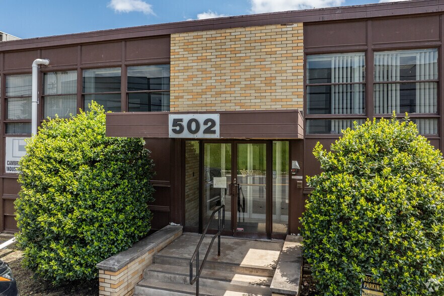 More Photos Of 502 Jersey Ave, New Brunswick Warehouse For Lease