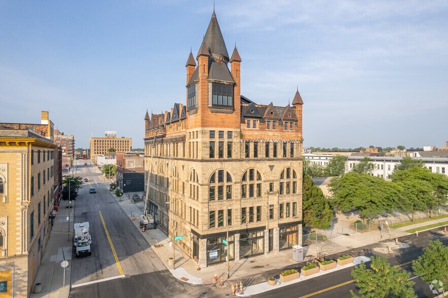 Primary Photo Of 801 Jefferson Ave, Toledo Loft Creative Space For Lease