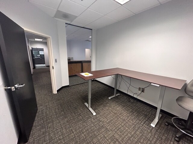 More Photos Of 825 Franklin Ct SE, Marietta Distribution For Lease