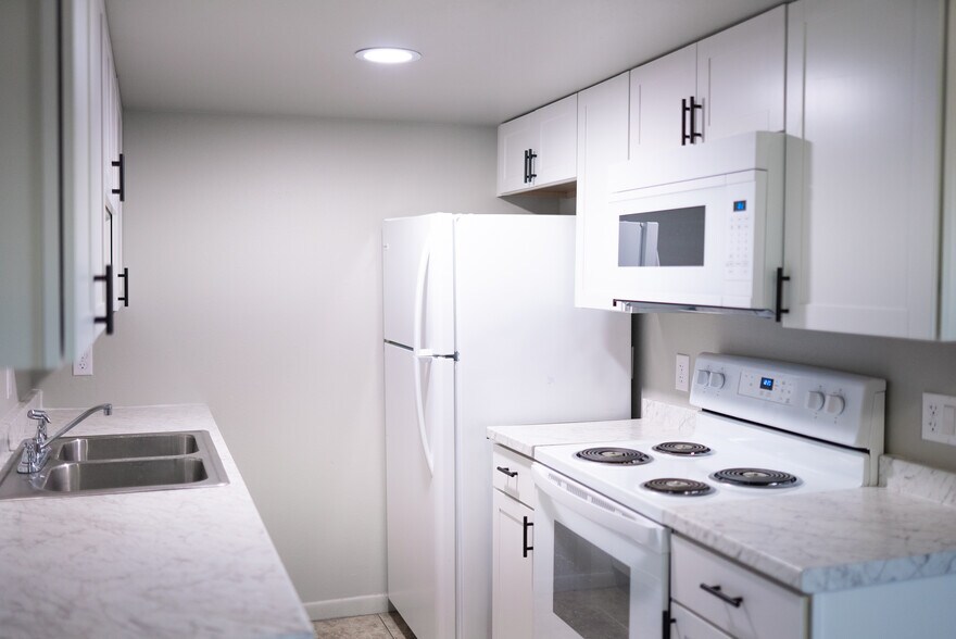 More Photos Of 63 S 22nd Ave, Brighton Apartments For Sale