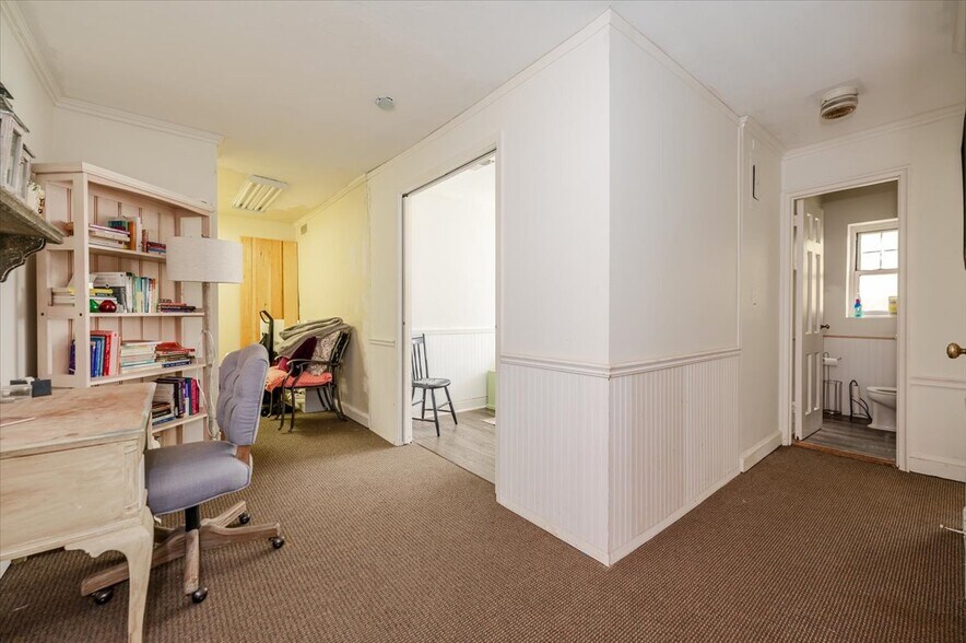 More Photos Of 23 S Village Ave, Rockville Centre Office For Sale