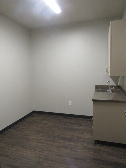 More Photos Of 595 W FM 120, Pottsboro Office For Lease