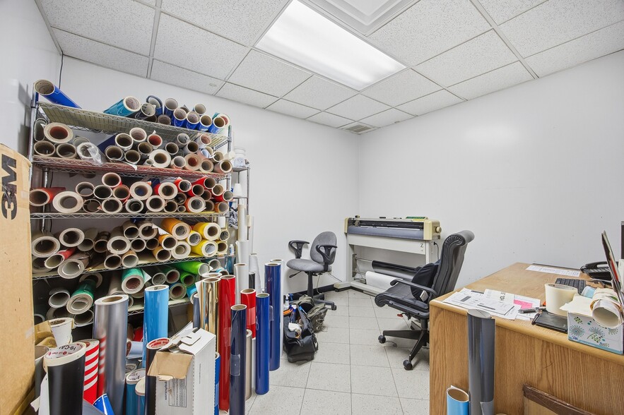 More Photos Of 3856 11th St, Long Island City Warehouse For Sale