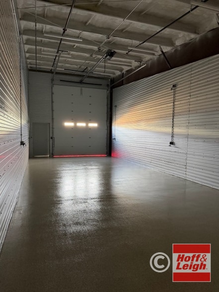 More Photos Of 2510 Canada Dr Canada, Colorado Springs Light Distribution For Sale