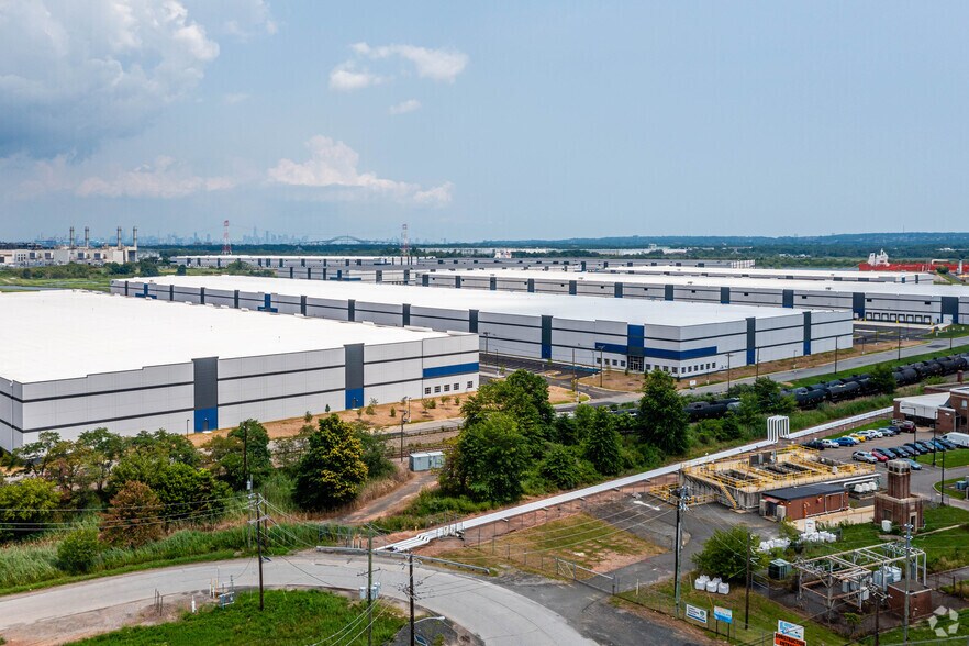 More Photos Of Tremley Point Rd, Linden Unknown For Sale