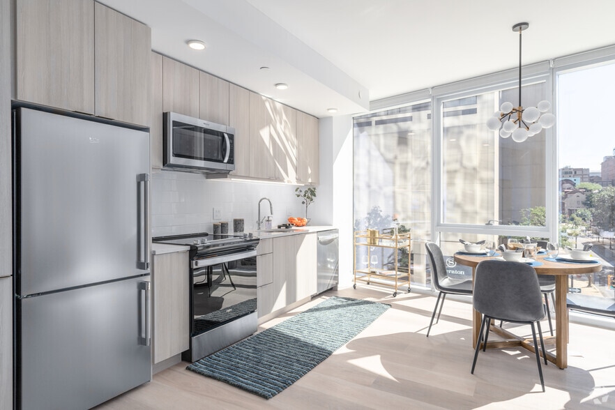 More Photos Of 1701 Race St, Philadelphia Apartments For Lease