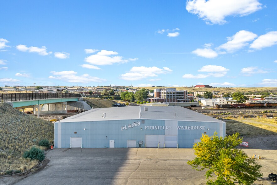 More Photos Of 888 Antler Dr, Casper Warehouse For Lease