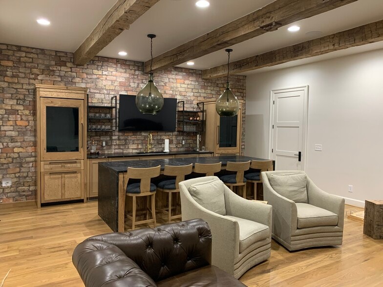 More Photos Of 2614 6th Ave, Birmingham Office For Sale