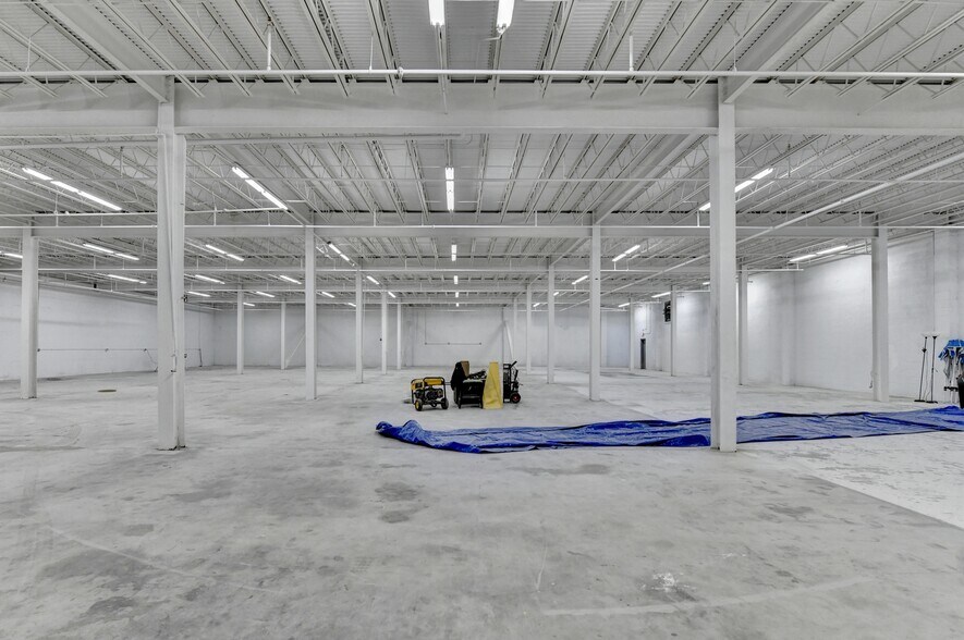 More Photos Of 4784 Cantrell Rd, Flowery Branch Warehouse For Sale