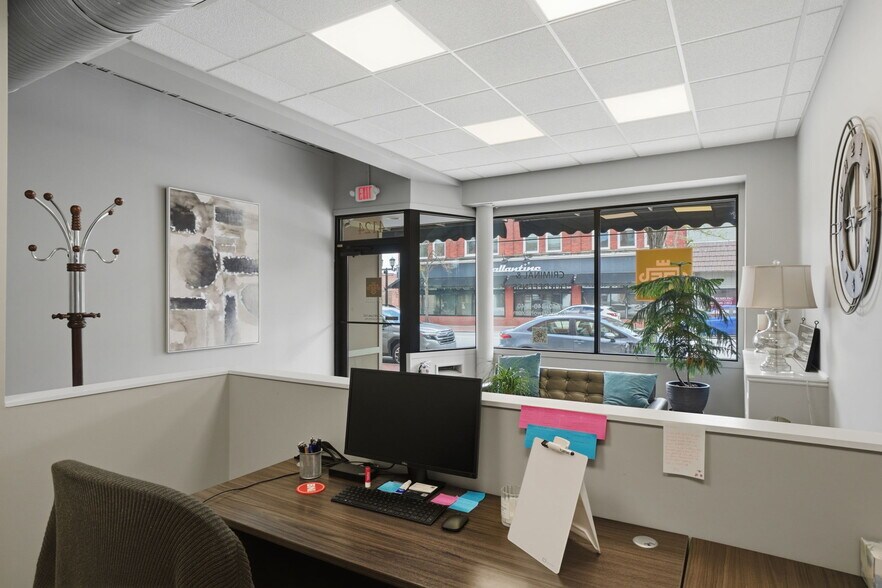 More Photos Of 4126 E Erie St, Willoughby Office For Sale