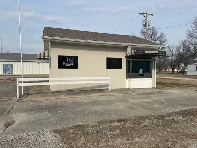 Primary Photo Of 106 Hickory st, Elk City Office For Sale