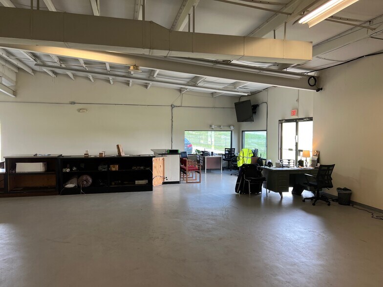 More Photos Of 3016 Sandy Ridge Rd, Colfax Service For Sale