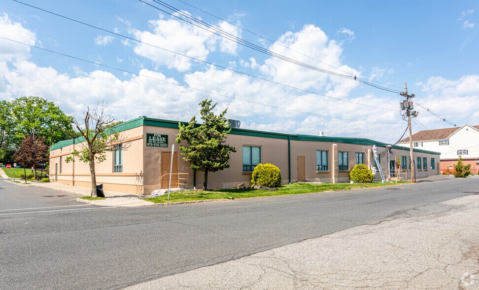 More Photos Of 550 Springfield Ave, Berkeley Heights Office For Lease