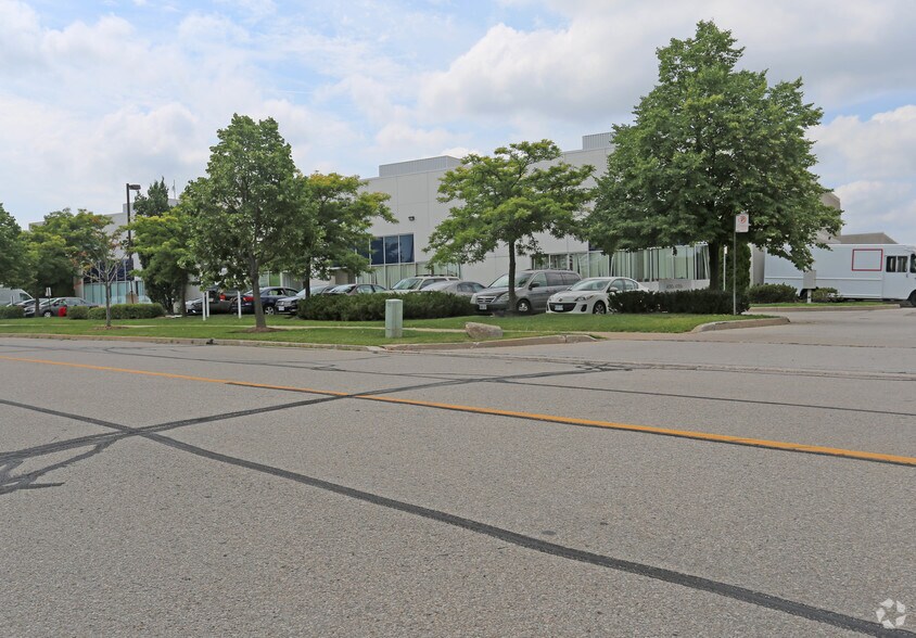 Primary Photo Of 4090A Sladeview Cres, Mississauga Warehouse For Lease
