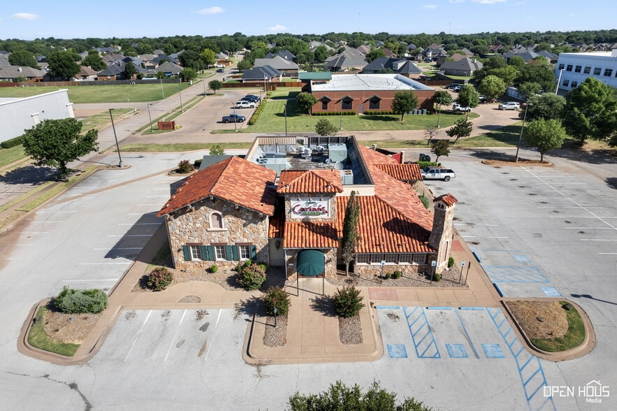 More Photos Of 4330 Kell Blvd, Wichita Falls Restaurant For Sale