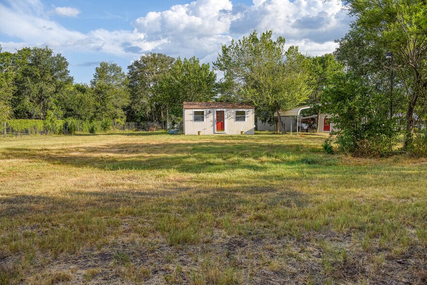 More Photos Of 901 Highway 21 W, Cedar Creek Land For Sale