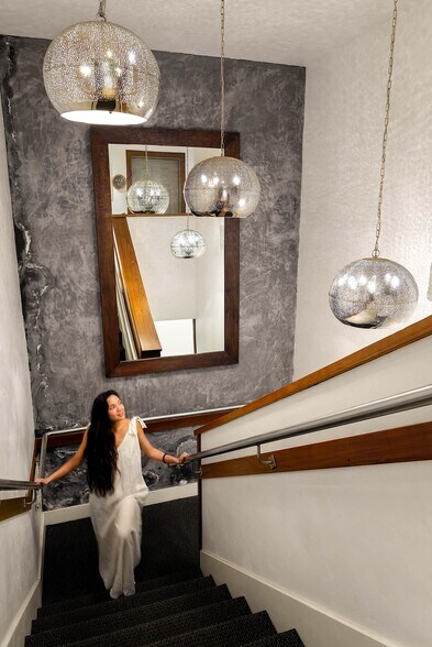 More Photos Of 93 Hana Hwy, Paia Hotel For Lease