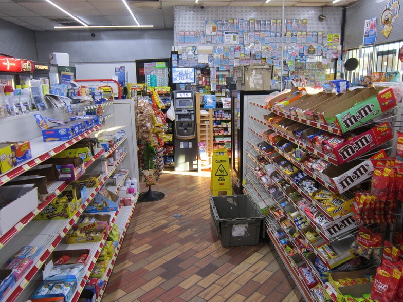 More Photos Of 2301 Lackey St, Lumberton Convenience Store For Sale