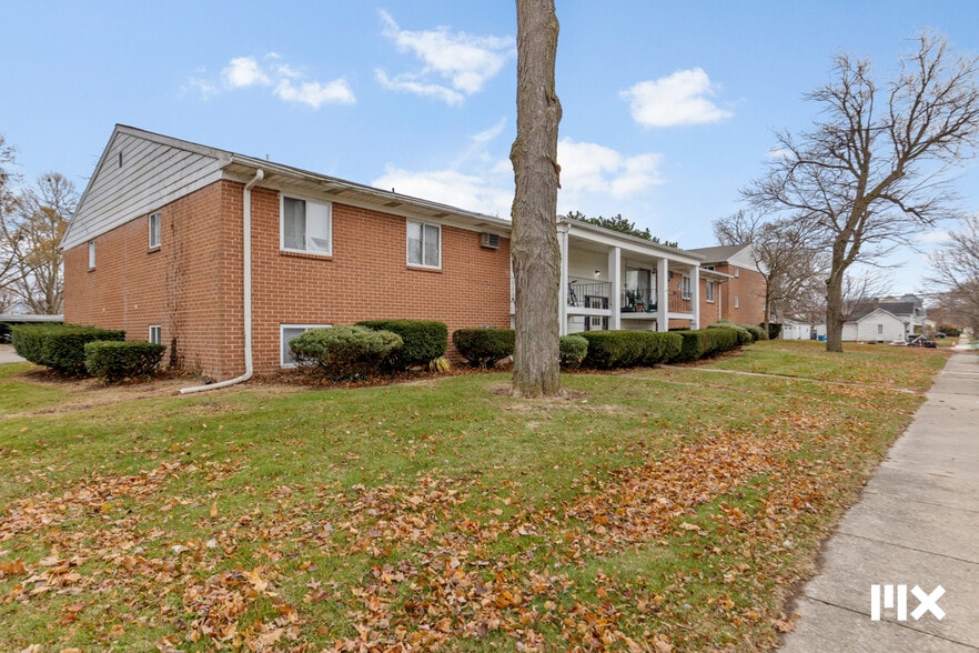 More Photos Of 100 Taylor St, Coldwater Apartments For Sale