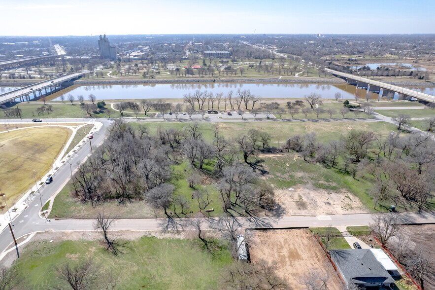 More Photos Of SW 14th Street, Oklahoma City Land For Sale