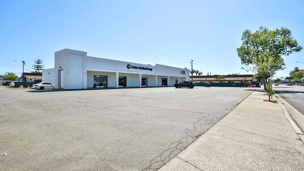 More Photos Of 12372 Garden Grove Blvd, Garden Grove Office For Sale