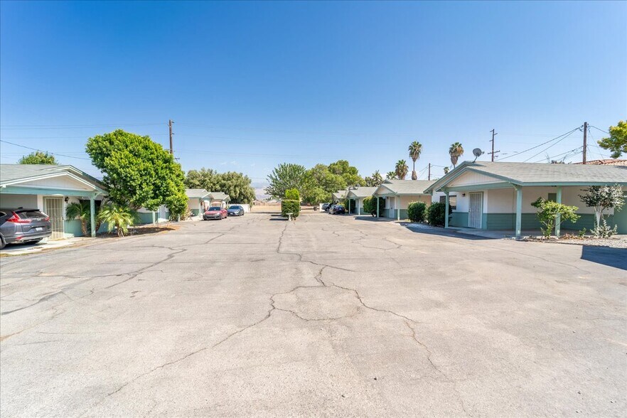 More Photos Of 171 N Hemet St, Hemet Apartments For Sale