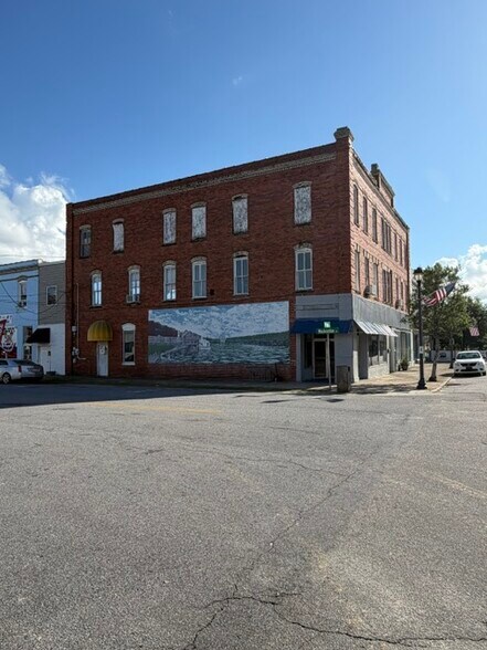 More Photos Of 102 W Water St, Plymouth Apartments For Sale