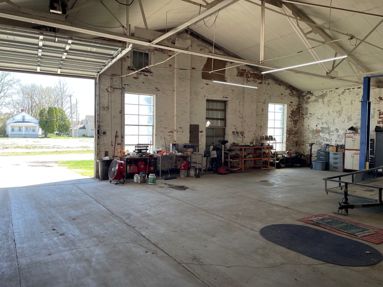 More Photos Of 500 Weber St, Piqua Manufacturing For Sale