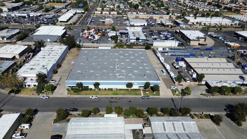 More Photos Of 495 Raleigh Ave, El Cajon Manufacturing For Lease