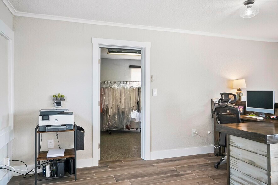 More Photos Of 2360 E Moody Blvd, Bunnell Industrial For Sale