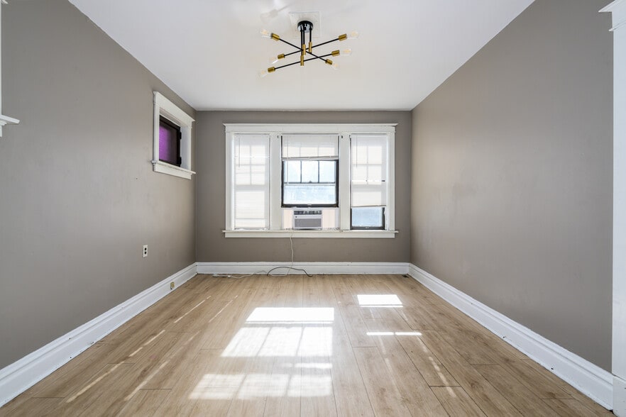 More Photos Of 5321 Michigan Ave, Saint Louis Multifamily For Sale