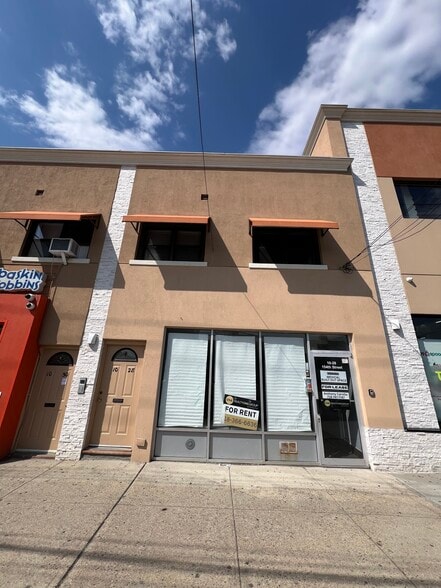 More Photos Of 1028 154th St, Whitestone Storefront Retail Office For Lease