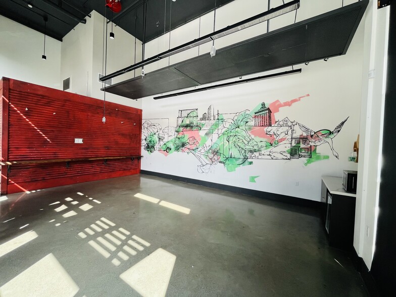 More Photos Of 180 3rd St, Oakland General Retail For Lease