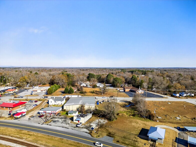 More Photos Of 467 Cross Anchor Rd, Woodruff Freestanding For Sale