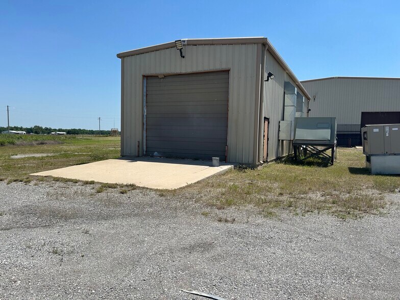 More Photos Of 45050 County Street 2590, Apache Industrial For Sale