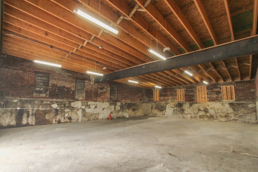 More Photos Of 814 Mechanic St, Bethlehem Flex For Lease