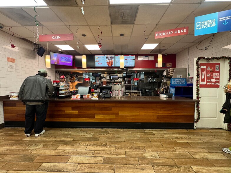 More Photos Of 85 Nassau St, New York Storefront Retail Residential For Lease