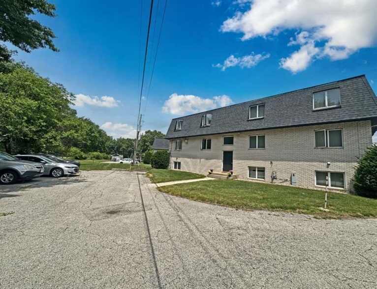 More Photos Of 1337 Willow Ct, Schererville Apartments For Sale