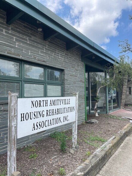 More Photos Of 570 Broadway, Amityville Office For Lease