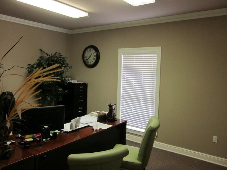 More Photos Of 3975 O'Neal Ln, Baton Rouge Loft Creative Space For Lease